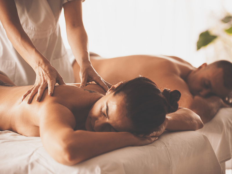 Tranquility for Two: What Is a Couples Massage, and What Are the Benefits?