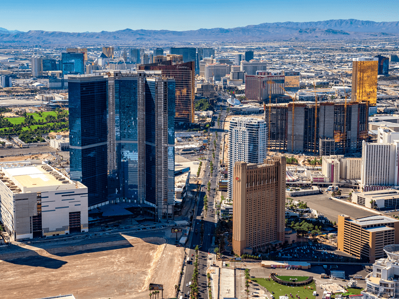 This is a picture of a Las Vegas sunset that represents of article about things to do in Las Vegas during the day